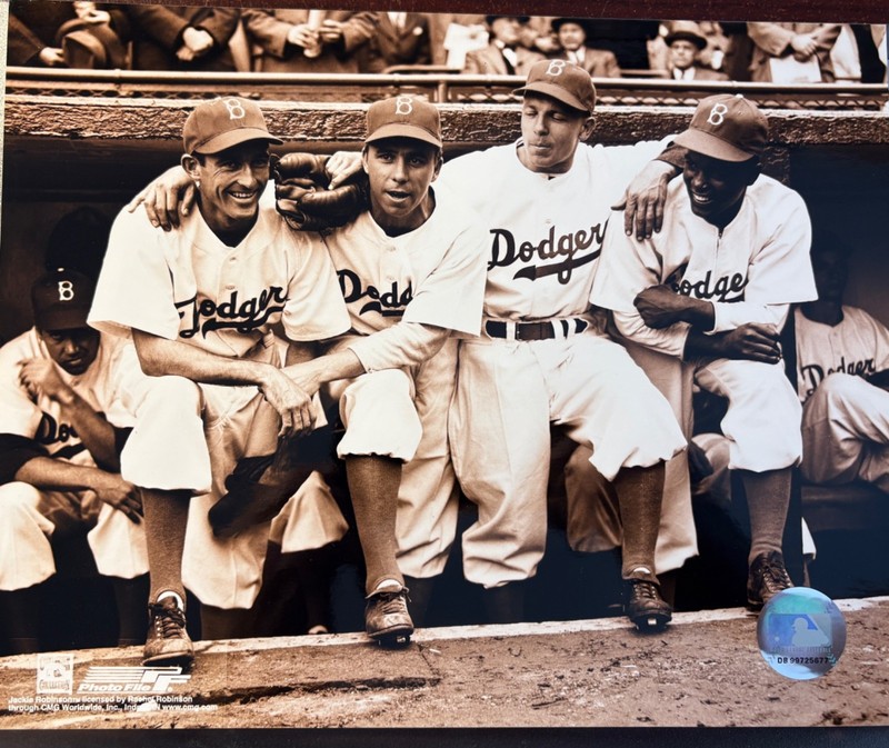 Late 1940s Photo-Jackie Robinson Brooklyn Dodgers w/PeeWee Reese & 2 others 8x10