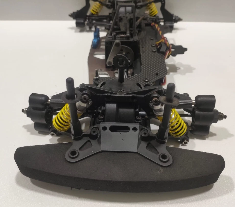 Kyosho FW-05R Rare Nitro Competition Touring Car Kit Fw05r - Image 4 of 4