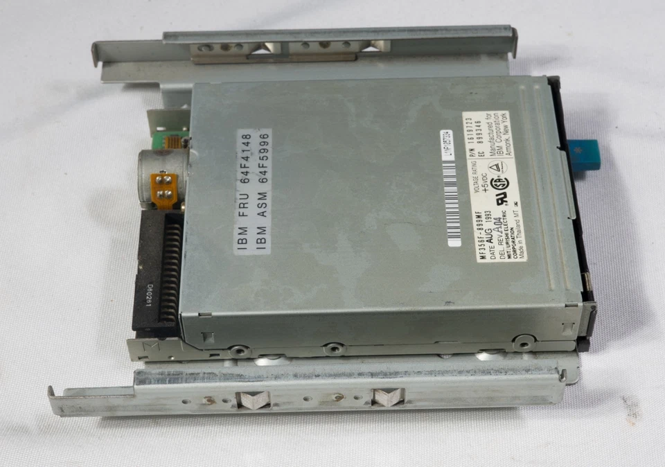 Unidad de disquete IBM PS/2 61F4148 de colección Mitsubishi MF356C-799MF 2,88 MB sin probar Foto 3 de 4