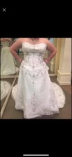 wedding dresses plus size