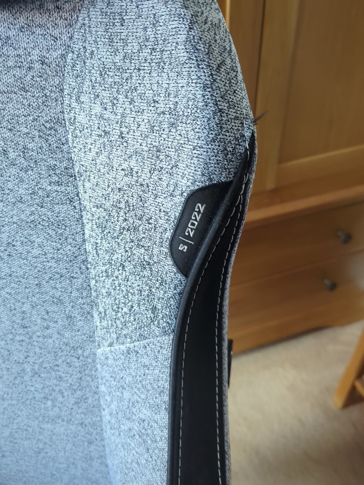 Secretlab Titan Evo 2022 Cookies & Cream Gaming Chair Small RRP £499