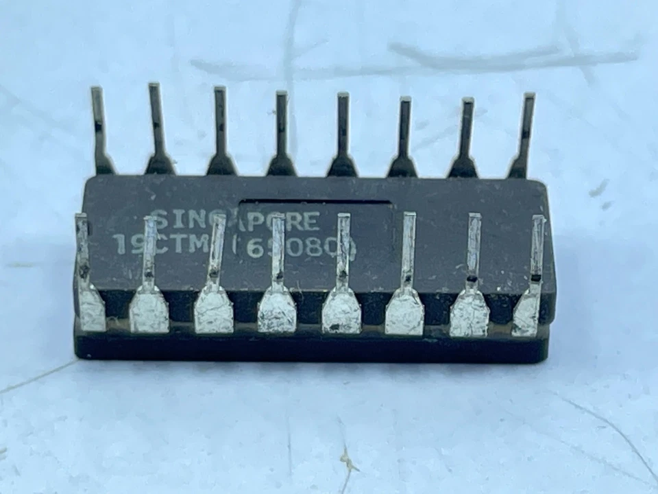 Intersil IM 6508CPE 7818 / IM6508CPE7818 Micro Circuit Memory Digital Pack of 6 - Image 3 of 4