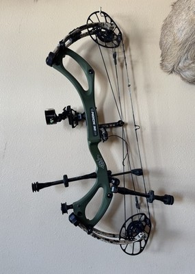 2024 PSE Nock 30 ES Knock On Edition Right Hand 70lb Bow Pkg Mach 30 Mach 33