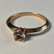 Vintage Estate Single Stone Solitaire Ring Cubic Zirconia Gold Tone Size 10 READ