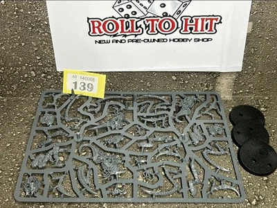 GAMES WORKSHOP Warhammer 40k Tyranid Von Ryan's Leapers X3 New On sprue