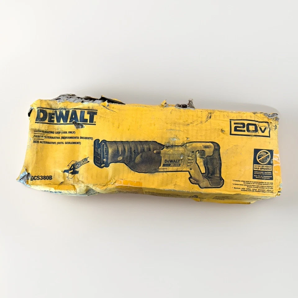 New DeWALT DCS380 20V Reciprocating Saw Bare Tool Only READ* - Image 2 of 4