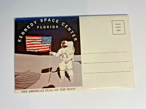 Foto postal vintage del Centro Espacial Kennedy NASA folio desplegable sin publicar - Imagen 1 de 8
