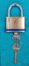 Safestore Standard Duty 45mm Padlock with Key Hardened Shackle for Storage Unit