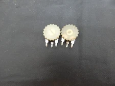 PIHER PT10LH-204 200 K 20 % THUMB WHEEL TRIM RESISTOR TRIMMER - LOT OF 2