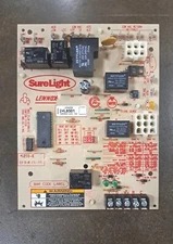 Lennox SureLight Control Board 24L8501 White Rodgers 50A62-121 used 24L8501