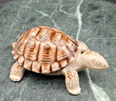 Vintage Wade Porcelain Tortoise Turtle Trinket Box Nature Figurine England