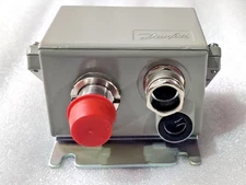 Danfoss EMP2 084G2106 Pressure Transmitter  P e 0...4 Bar