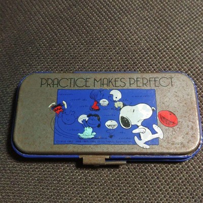 Showa Retro Fancy Tinplate Snoopy Peanuts Hand Mirror