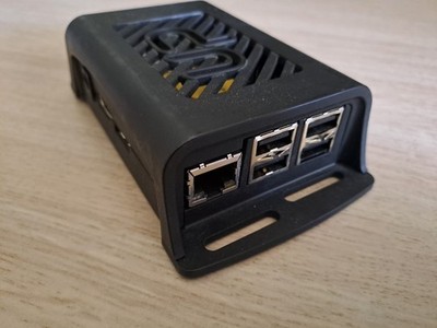 up-x5-z8300-02 Mini PC 64GB SSD / 4GB RAM (ähnlich Raspberry Pi)
