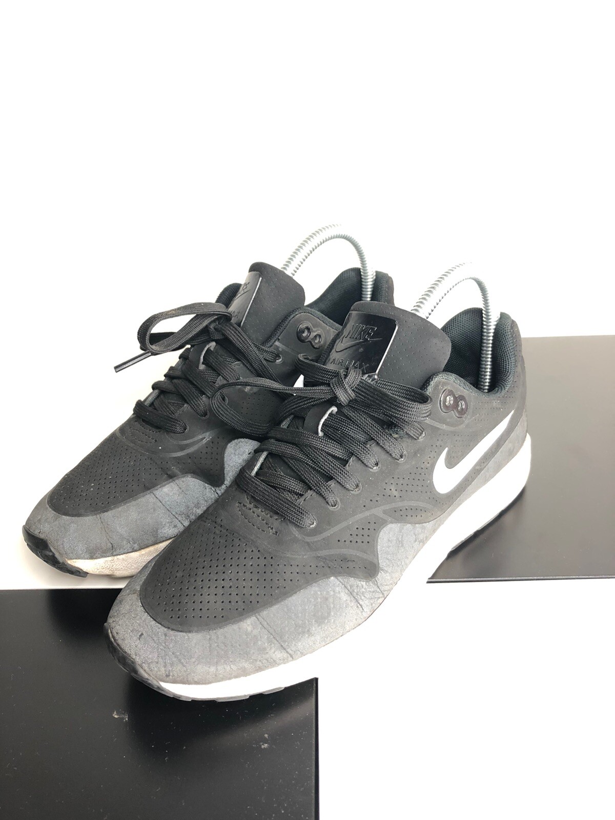 Nike Women’s Shoes Size 7.5 Athletics Gem