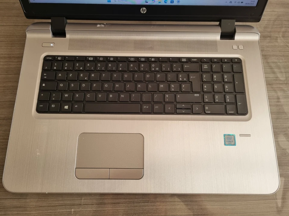 Ordinateur PORTABLE HP ProBook 470 G3 i5 6200U RAM 8 Go 256 Go SSD + Radeon (10) - Photo 2/4