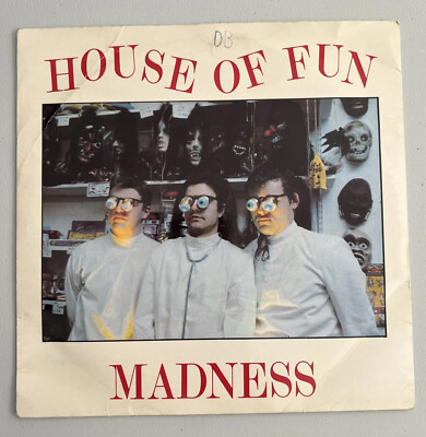 MADNESS House Of Fun 7'' 45rpm UK Picture Sleeve Solid Centre VG+/VG+