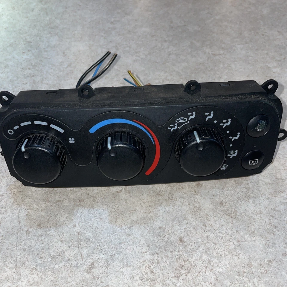 1998 2004 Dodge Interpid Chrysler Concorde Heat AC Temperature Climate Control - Image 3 of 4