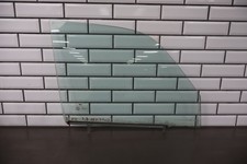 1991-1997 Toyota Land Cruiser Right Front Door Window 6811160060
