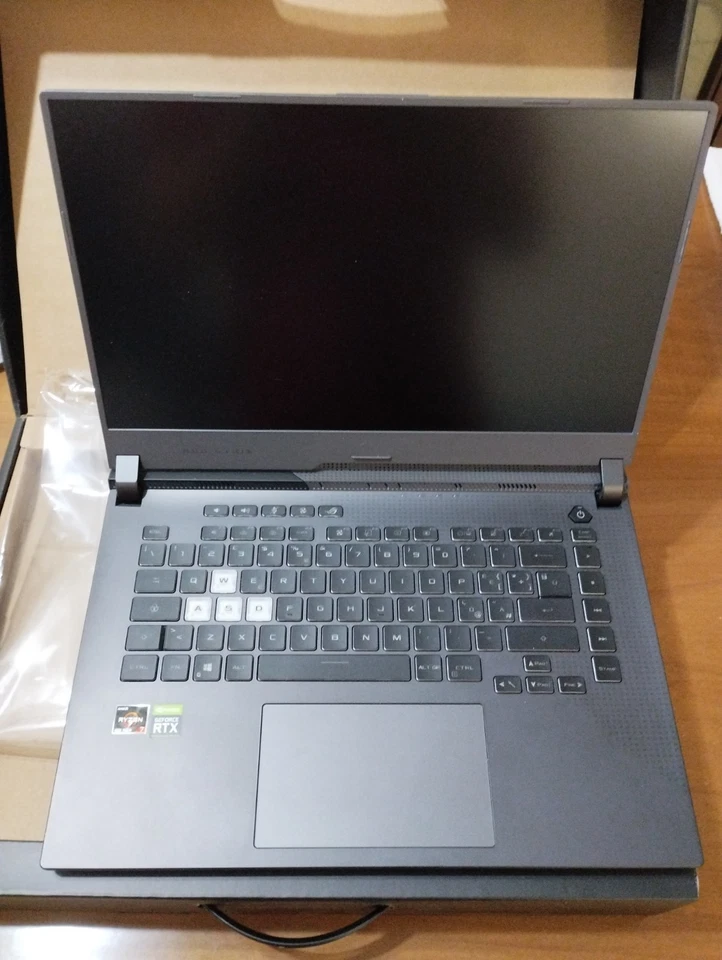 Notebook Rog Strix G513 - Immagine 3 di 4