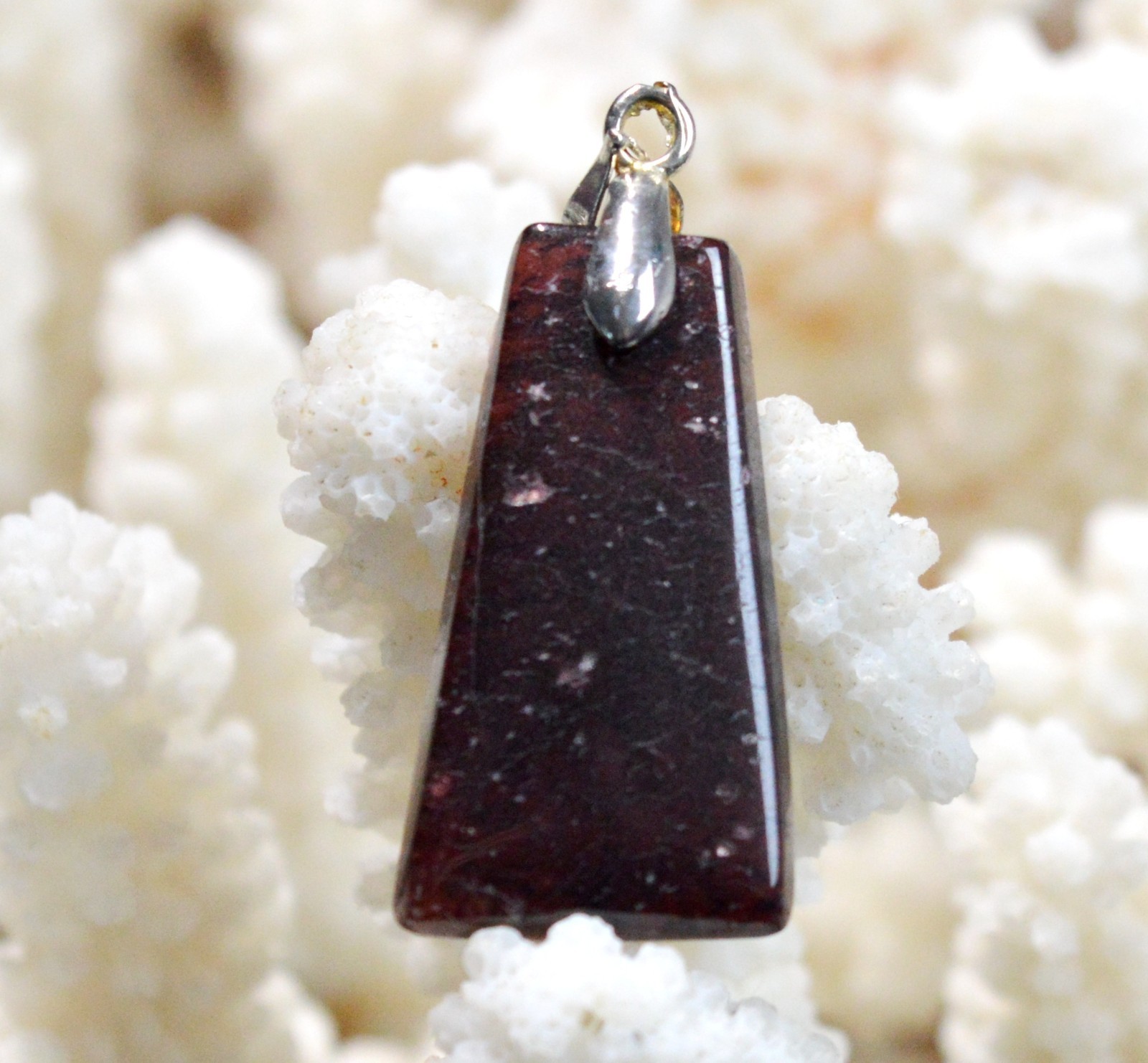 Grenat rhodolite du Mozambique 25 carats, pendentif cabochon de qualité gemme