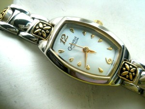 Bulova Caravelle 45L010 Señoras Reloj Informal Dial de plata chapado en oro  s/s \u0026 analógico | eBay