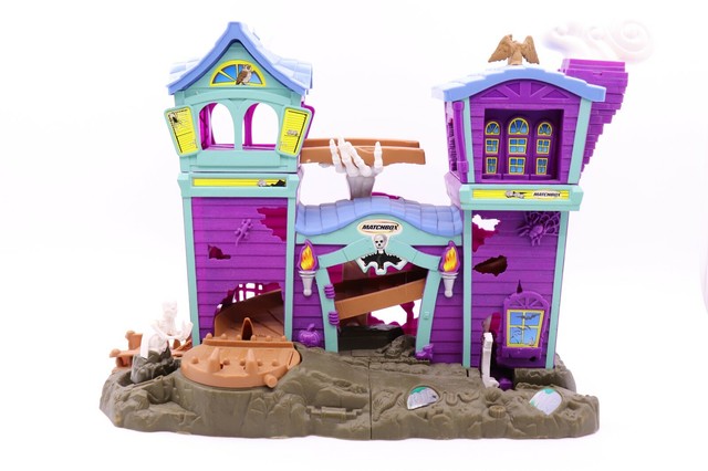 matchbox haunted house adventure set