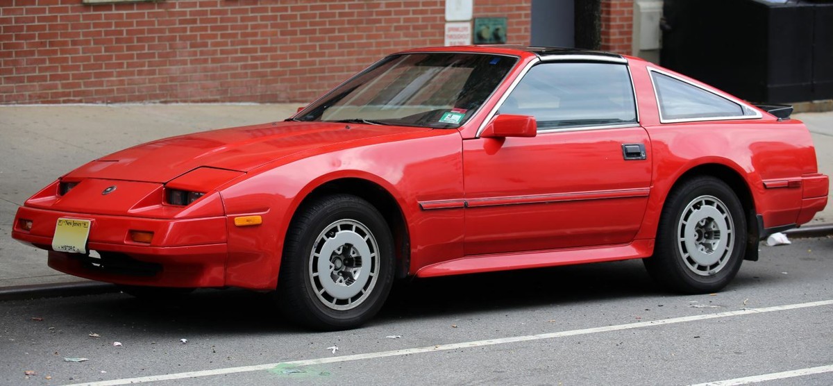 NISSAN 300ZX +TARGA MK1 COUPE WINDSCREEN * SUPPLY*****7271222P02