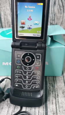 Motorola v3xx Noir (Copy) – Vintage Mobile