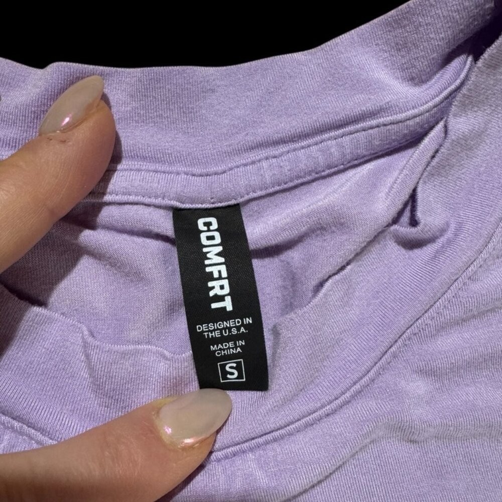 Comfrt "Cloud Lounge Tee" size small - image 2