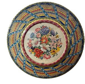 Vtg Tin Metal floral made in holland round cookies container embossed texture