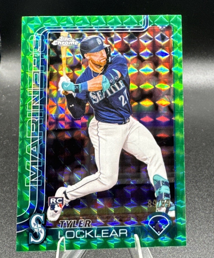 2025 Topps Chrome - Tyler Locklear #41 Green Geometric Refractor /99 (RC)