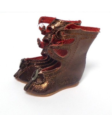 Seltene antike Puppenstiefel aus bronziertem Leder mit Riemen Größe 3