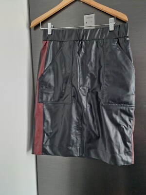 Marccain vegan leather skirt N4