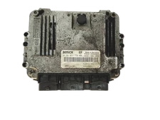 ECU Bosch 0 281 011 776 8200391966 8200386508 1039S04039
