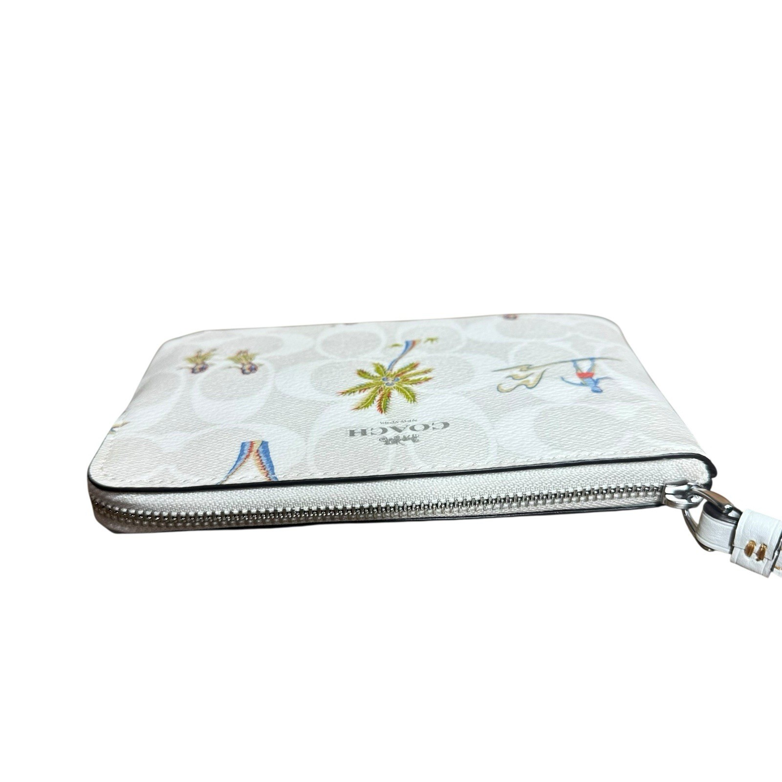 COACH CK415 Corner Zip Wristlet In Signature Canvas Chalk Hula Print Palm NEW thumbnail 5