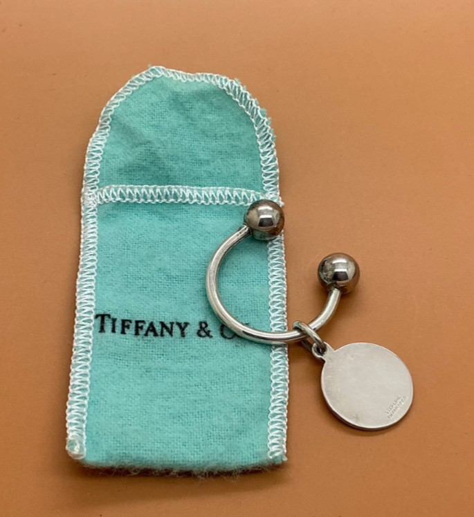 Tiffany & Co. Sterling Silver Round Tag Medium Two Ball Key Ring - Pouch