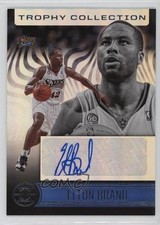 2020 Panini Illusions Trophy Collection Signatures Elton Brand #TC-EBR Auto ms9