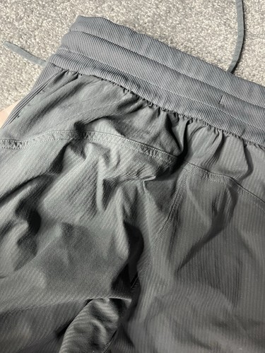 Lululemon Beyond the Studio Jogger Womens Size 2 Grey High Rise Trousers 29” - Picture 4 of 17