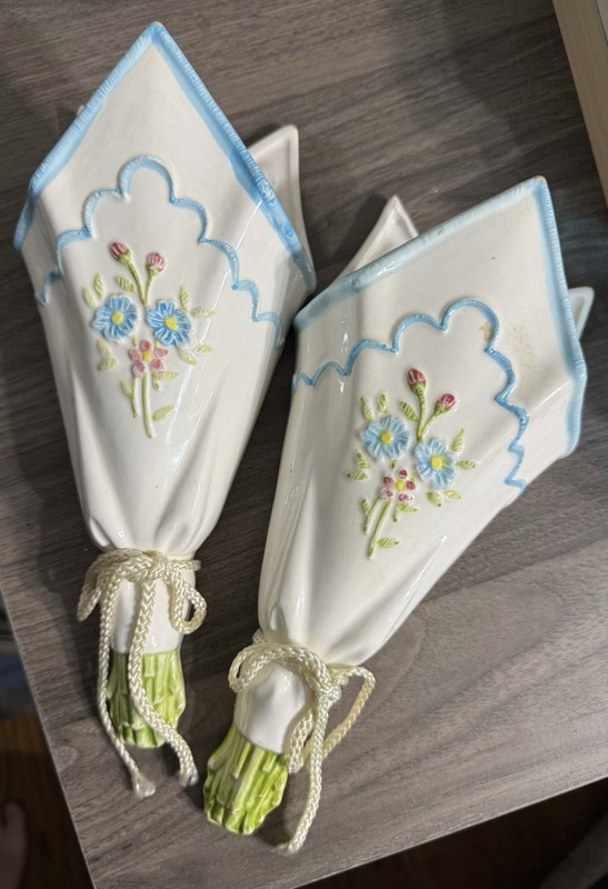 (2) VTG Wall Pockets Planters Blue Floral Hankie Design Japan Cottagecore Retro