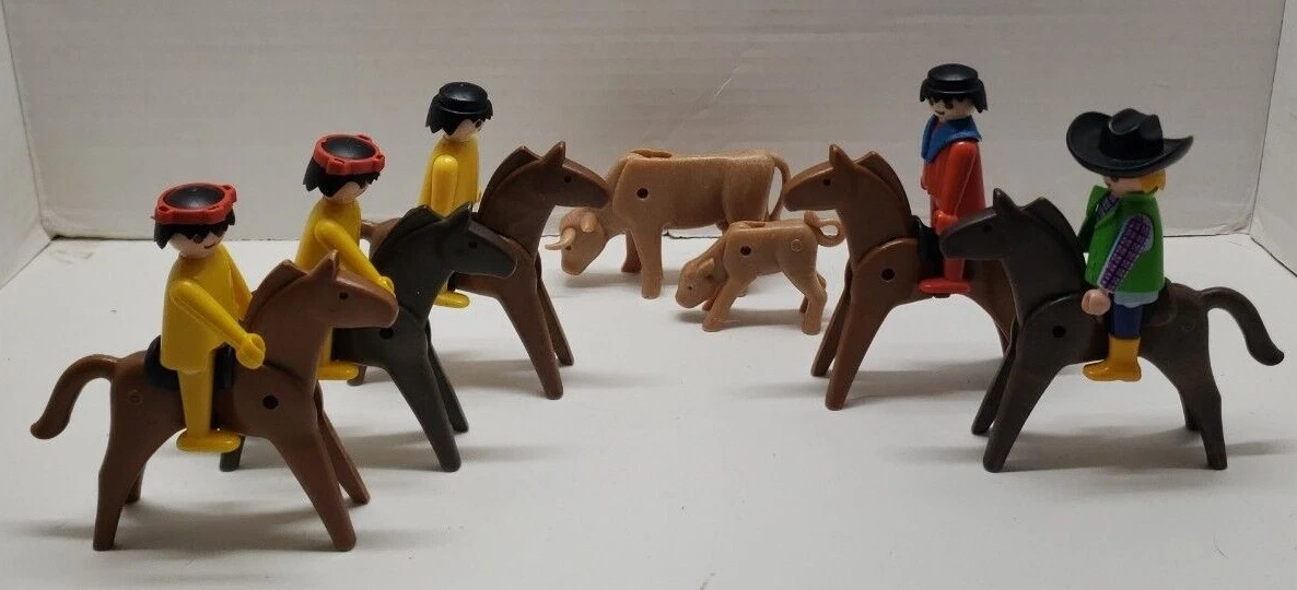 1974 Cowboys and Indians Playmobil toys 5 figures 5 horses Cow