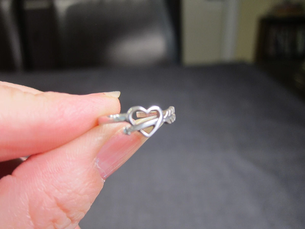 Pretty little rings deals