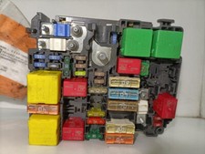CENTRALINA PORTA FUSIBILI PER PEUGEOT 208 Serie 9804848580 DV6DTEDM diesel 1560