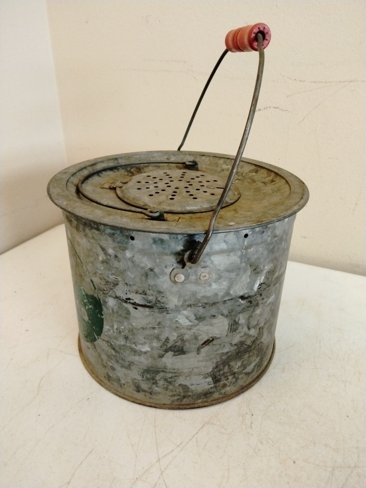 Vintage Galvanized Minnow Bucket Nu Airflo Fishing Pail with Wood