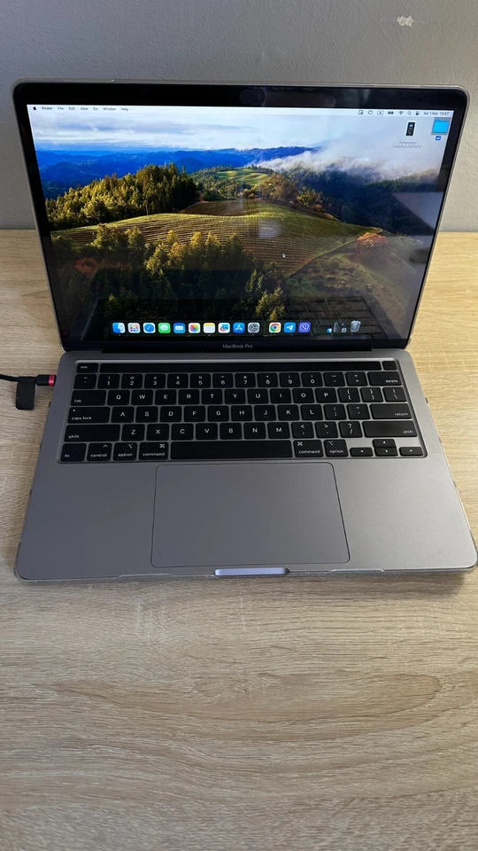 Apple MacBook Pro 13" 2020 · i5 · 32GB · 1TB, foto 1 de 5