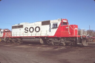 SOO 6610 SD-40-2 GLADSTONE MI (SOO LINE) 05-06-81 ORIGINAL DIA T6-16