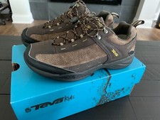 NEW Teva Kids hiking shoes Raith size 4