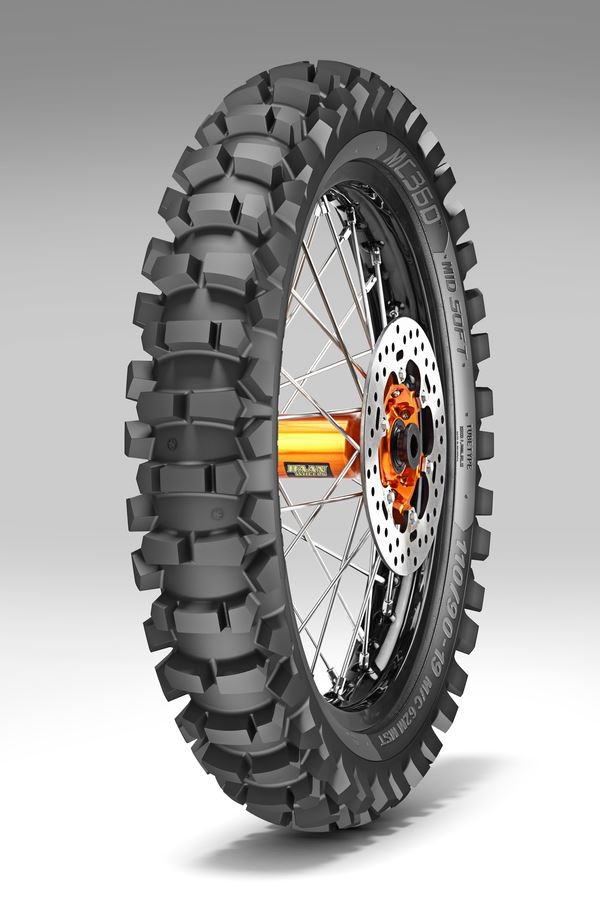Metzeler MC360 MX Rear Tyre 140/80 18 M/CTL 70M MST MID SOFT - Image 15