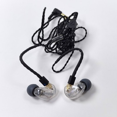 Shure SE215 Wired In-Ear Earphones Headphones Sound Isolating