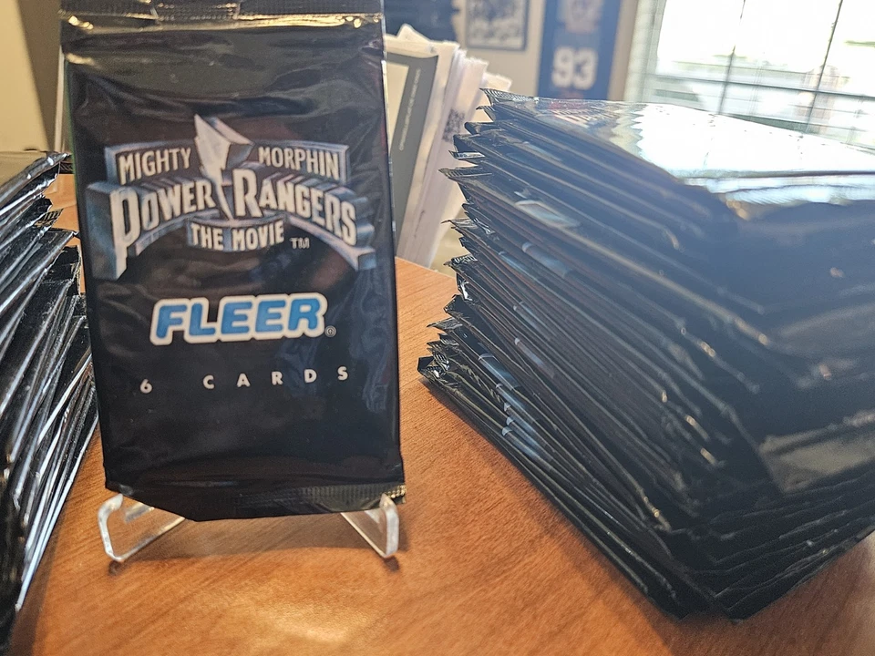 MIGHTY MORPHIN POWER RANGERS THE MOVIE - 1995 FLEER - LOT OF (5) PACKS - SEALED - Image 3 of 4